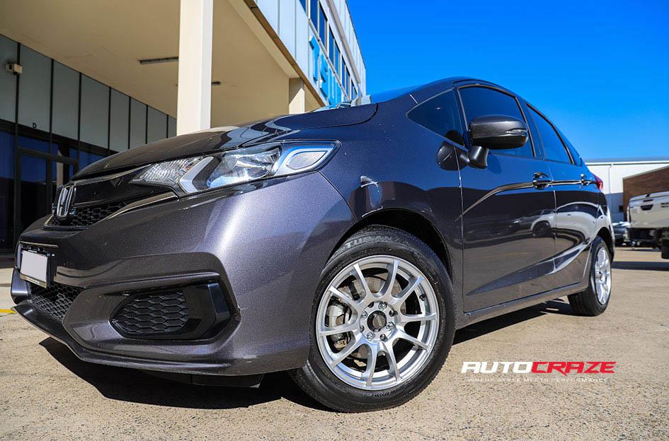 HONDA-JAZZ-CHALLENGE-HYPER-SILVER
